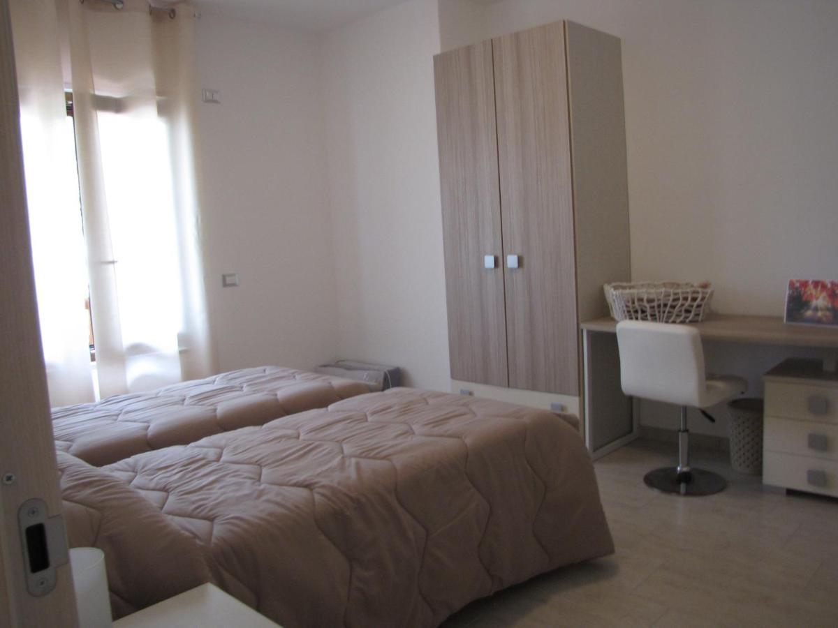 Hotel Quattro Stagioni à Padula Extérieur photo