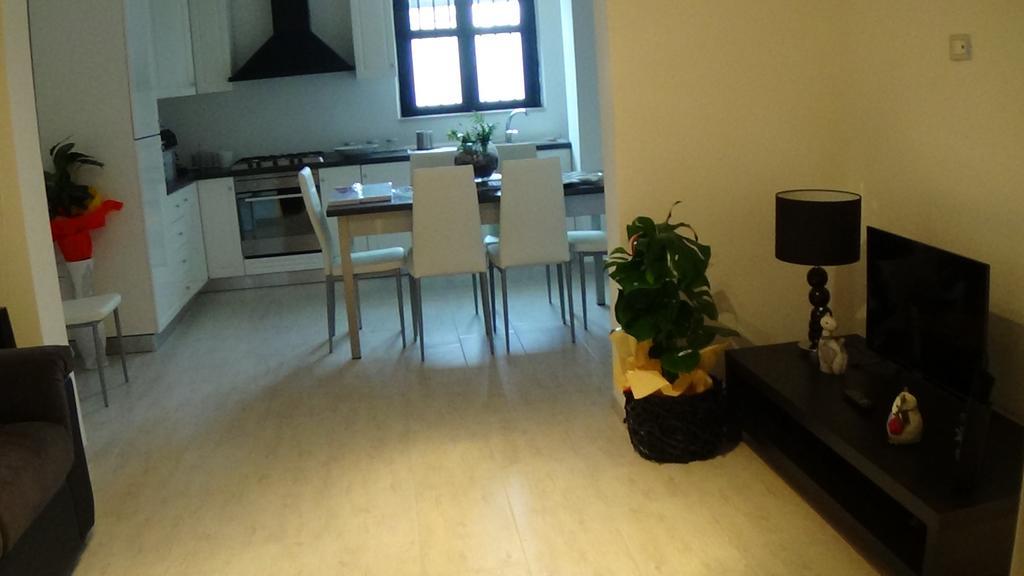 Hotel Quattro Stagioni à Padula Extérieur photo